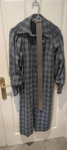 boutique check dress, puff sleeve