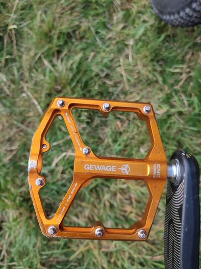 Gt Avalanche Expert 29er mountain bike