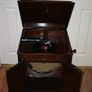 Antique Wind Up Gramophone Image 7