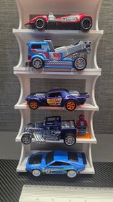 Hot Wheels 1:43 scale diecast cars Pack of 5 1