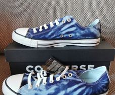 Men's Converse runners NEW size UK 7