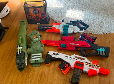 Large Nerf & X-Shot Toy Blaster Bundle