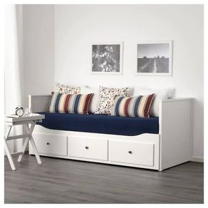 Hemnes bed