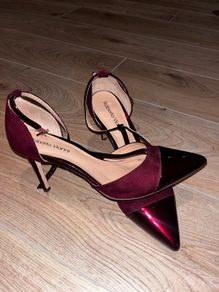 7 Heels