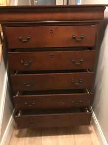 Chest with 6 drawers