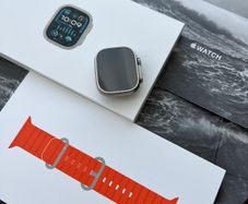 apple  Apple Watch Ultra 2 49mm Titanium Orange Ocean Band 100% battery strap