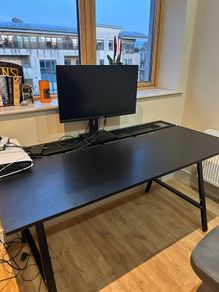 IKEA UTESPELARE Desk, Excellent Condition