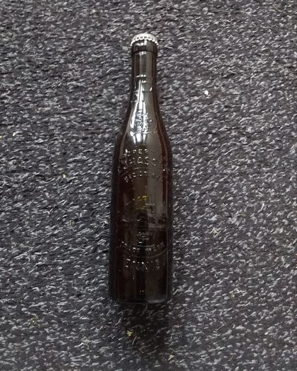 Bass and Co. Pale Ale - " S E " Saorstat Eireann , Half Pint Bottle - Full