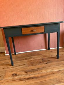 Console table