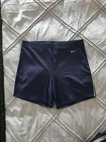 Ladies Navy Nike Dri-Fit shorts Size 14/16