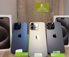 15 Pro Max 256Gb Unlocked with Warranty! Shop D15