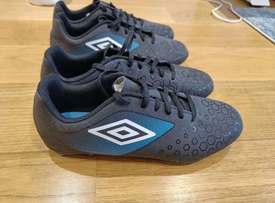 Umbro UX Accuro II League FG - UK10/EU45