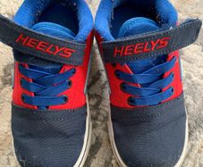 Heelys size UK11 EU30