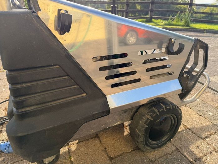 power washer hot wash