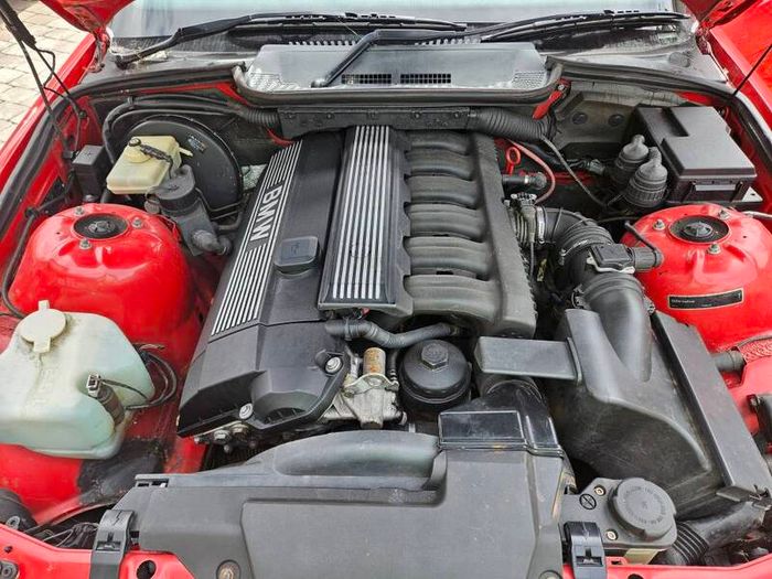 BMW 328i cabrio e36 vintage
