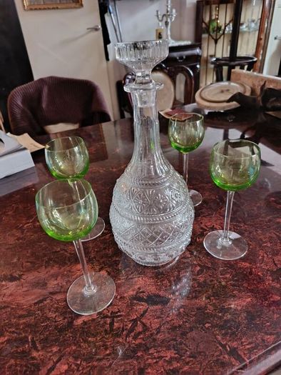 Wine or liqueur set