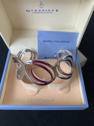 silver NEWBRIDGE bangle