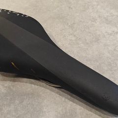 Fizik Arione R3 Regular Saddle (Kium Rails)