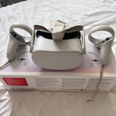 Oculus Meta Quest 2 VR Headsets