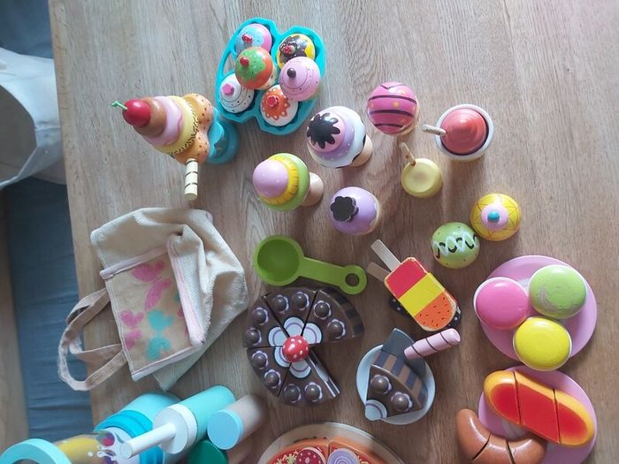 play kitchen le toy van