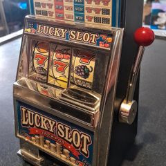 Mini slot machine