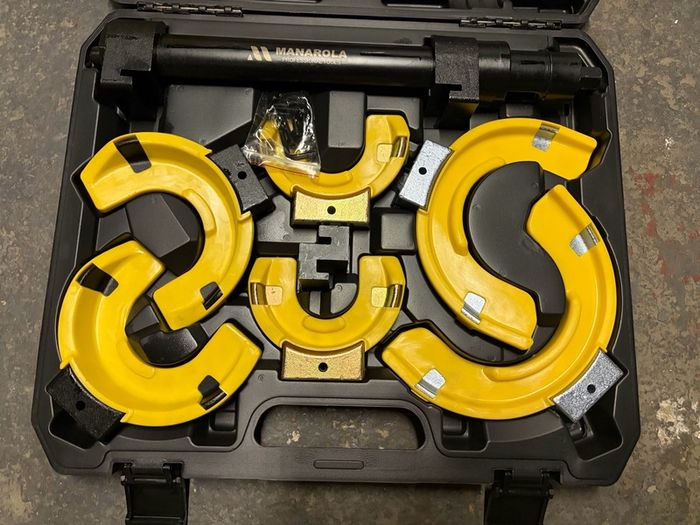Brand New Coil Spring Compressor Set