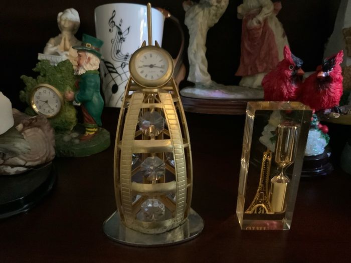 Clock, figures, Display Cabinet