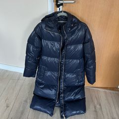 Armani down coat . Size S . Great condition