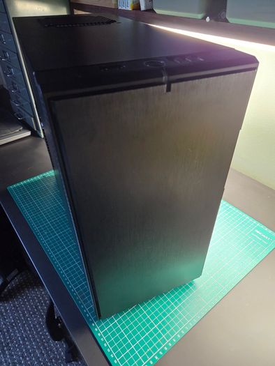 Fractal Design Define Mini MATX / NAS Build Xeon 16GB