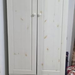 cabinet / wardrobe