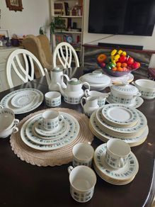 Royal Doulton Tapestry Fine China Dinner Set Made in England