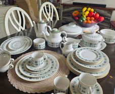 Royal Doulton Tapestry Fine China Dinner Set Made in England