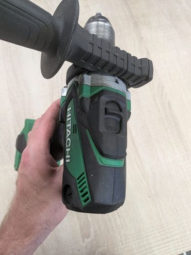 Hitachi heavy duty drill driver