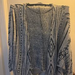 Atmosphere cardi kimono size S would fit u to size UK16 EU44 Postage included