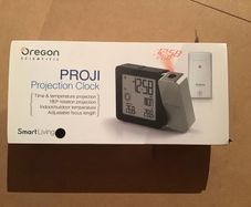 Oregon Scientific PROJI Projection Clock (with sensor)
