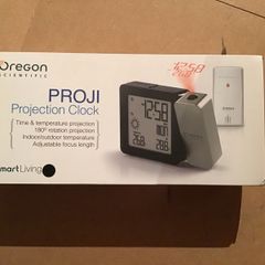 Oregon Scientific PROJI Projection Clock (with sensor)
