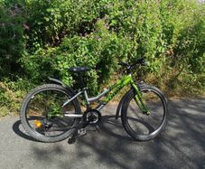 Ladies / girls bicycle