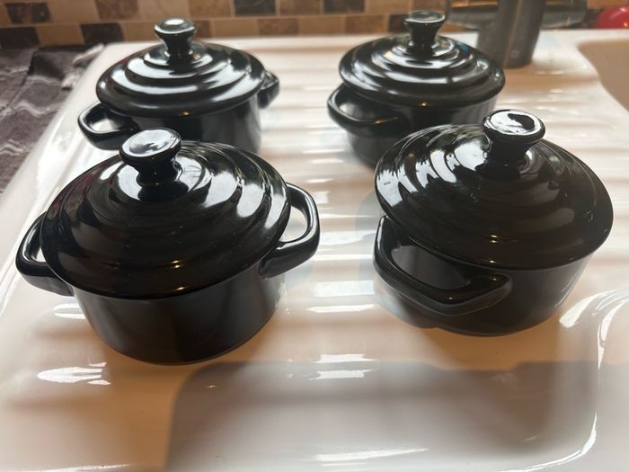 Stoneware pots