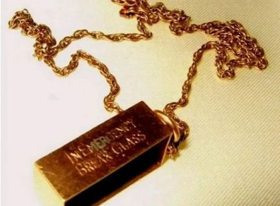 Vintage Hallmarked 9ct Gold Pendant & Chain
