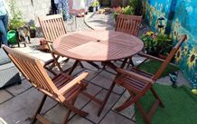 Winchester Collection Table and 4 Chairs