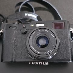 Fuji X100F