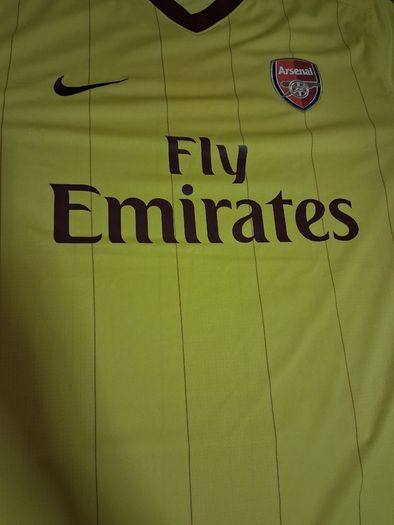 Arsenal Jersey. Official Nike Arsenal Away Jersey Season 2010 / 2011. Authentic Original From The Time.  Not A Modern Day Remake.