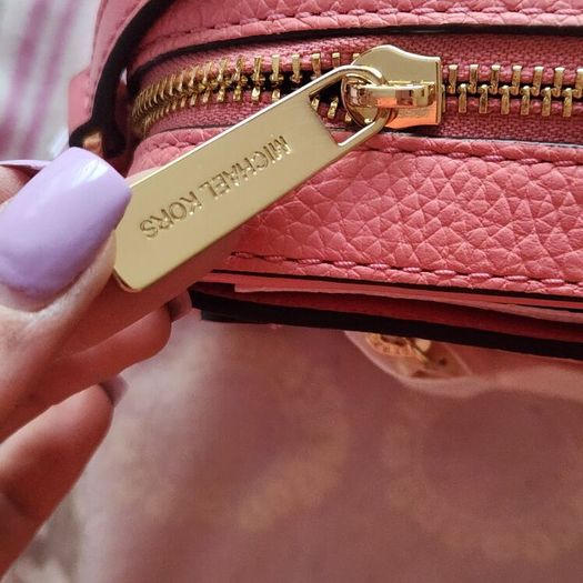 Michael kors crossbody bag (brand new)