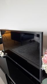 Samsung 32 inch T4300 HD Smart TV