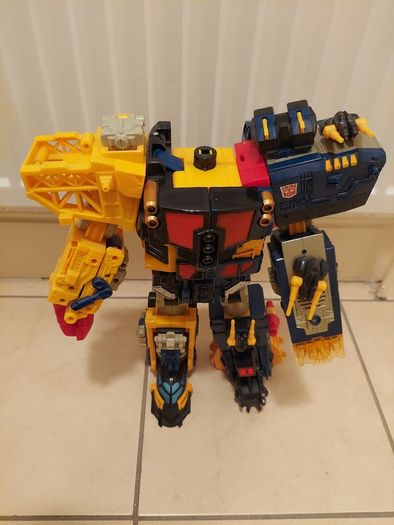 Transformer  Omega Supreme