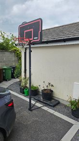 Lifetime Streamline Basketball, 7.5 to 10 Foot Telescoping Adjustment, 44-Inch Impact Backboard