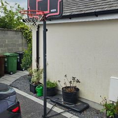 Lifetime Streamline Basketball, 7.5 to 10 Foot Telescoping Adjustment, 44-Inch Impact Backboard