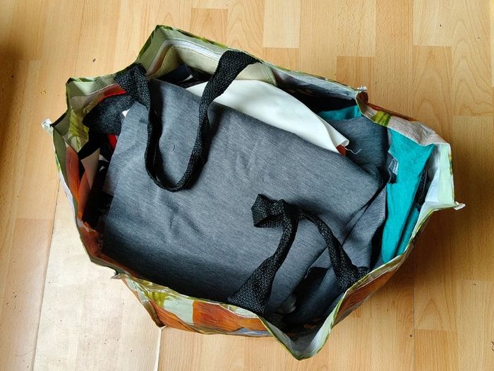 Mixed Fabrics & Jersey Scraps for Sewing & Crafts