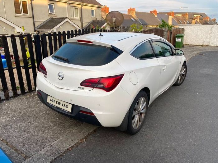 Opel Astra 2014