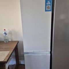 Servis Fridge Freezer Integrated